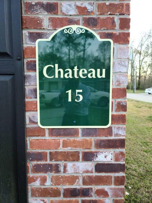 Chateau 15 Hammond Luaran gambar